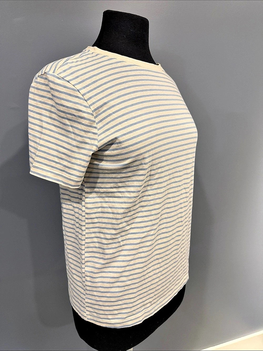 MNG Striped Short Sleeve Tee in Blue & Cream Size Large Like New